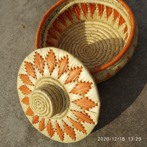 natural and artistic